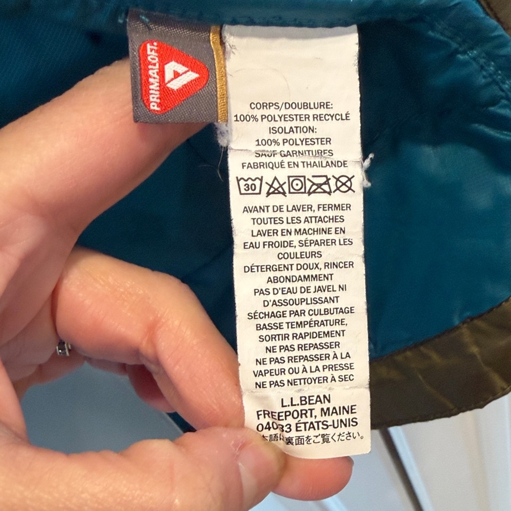 L.L.Bean PrimaLoft Packaway Hooded Jacket in olive green with teal accents - Picture 10 of 16